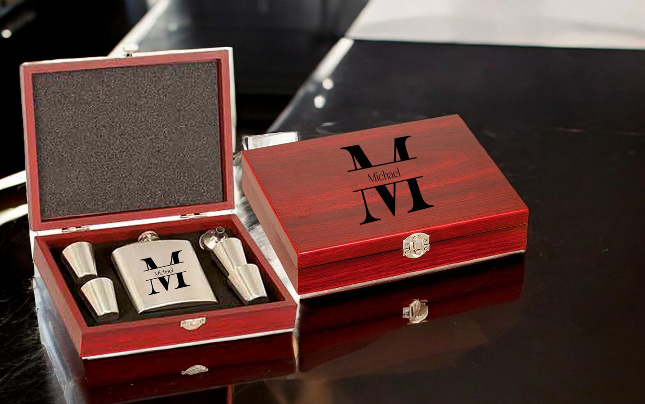 Flask Gift Set in Nice Wooden Box